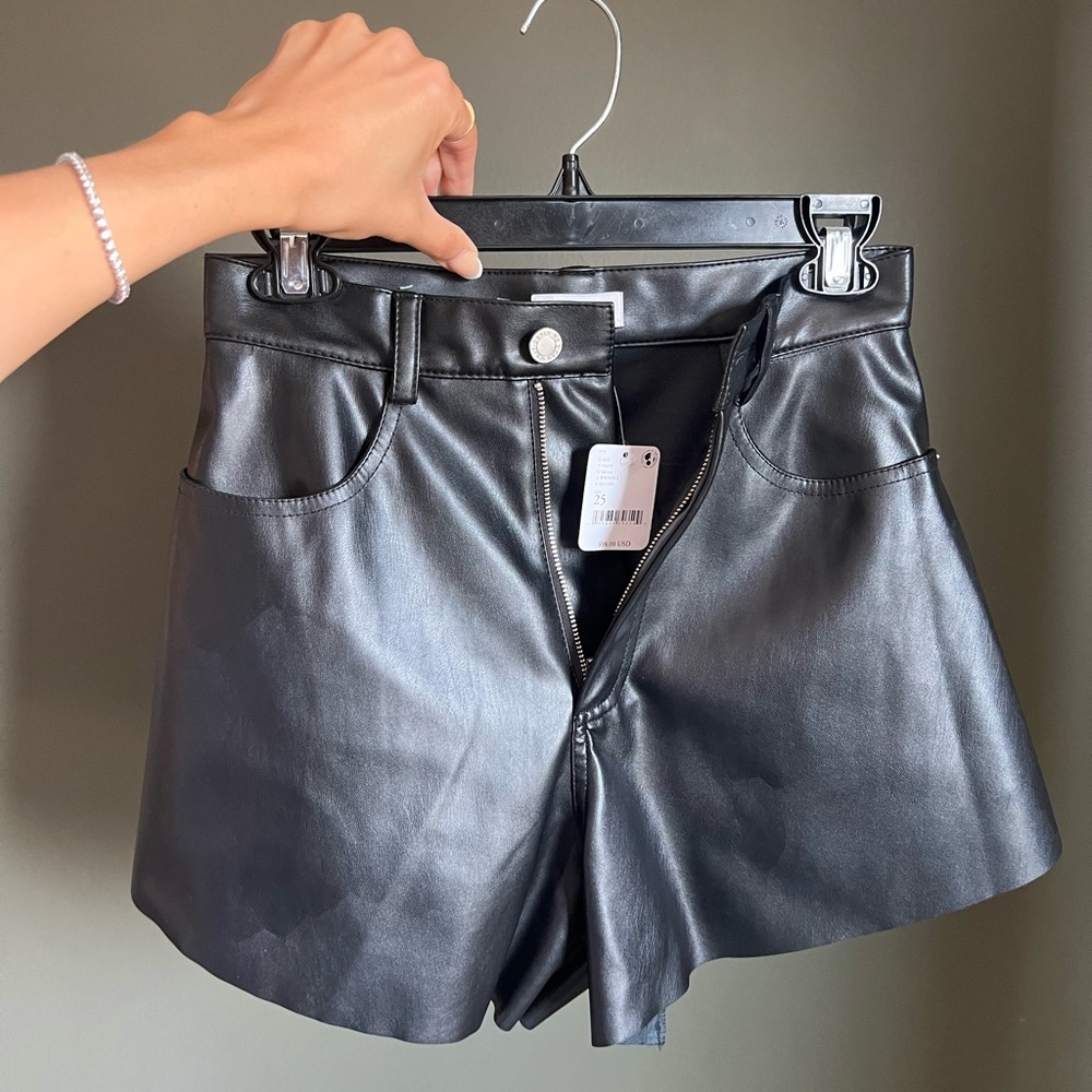 WeWoreWhat vegan leather black short size 25